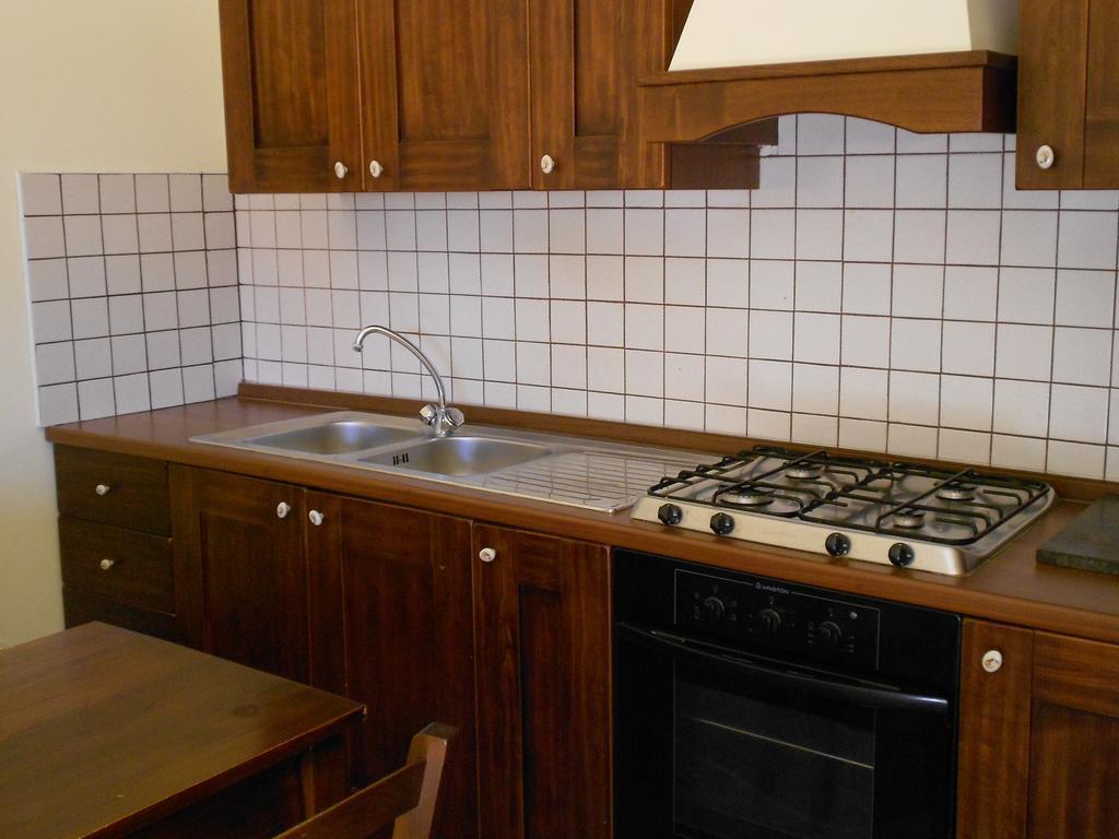 Etna Wine Azienda Agrituristica Passopisciaro Cameră foto